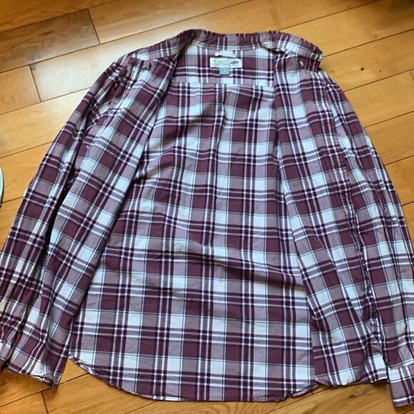 Old navy classic fit button up long sleeve shirt sz L red, purple, navy plaid - Picture 3 of 11